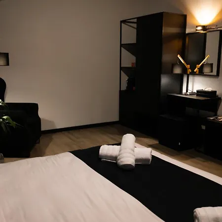Block Aparthotel 3*