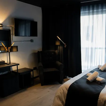 Aparthotel Block 3*