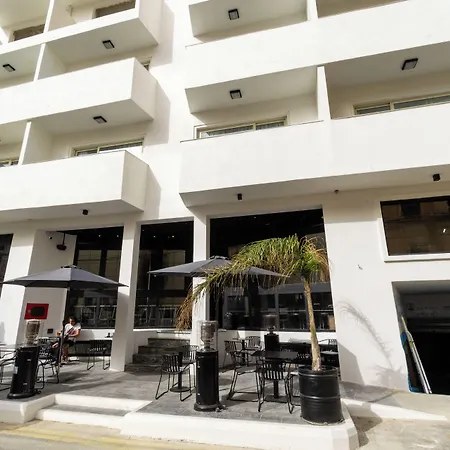 Block Xlendi