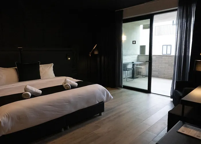 Block Apart Otel Xlendi