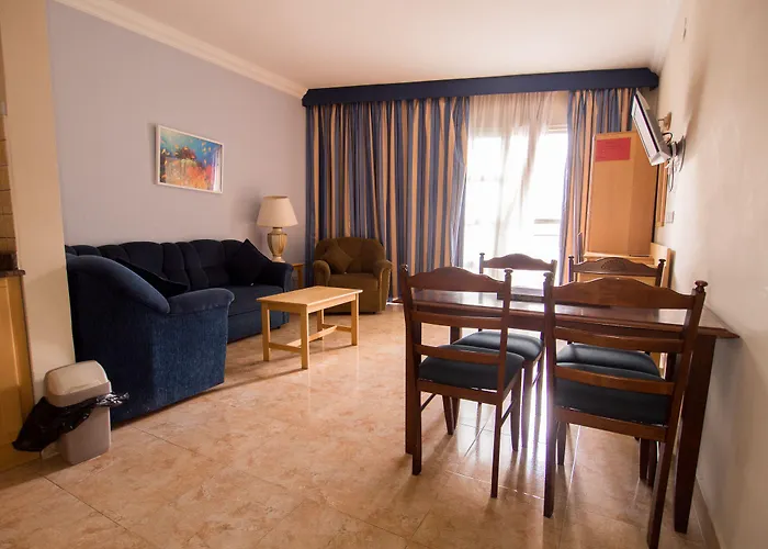 Block Apart Otel Xlendi